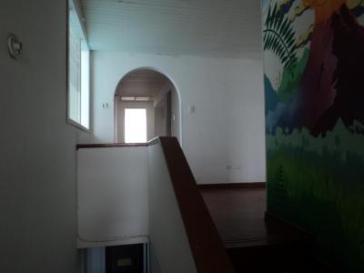 Casa Local En Venta En Bogota En Santa Barbara Usaquen V57639, 251 mt2, 3 habitaciones