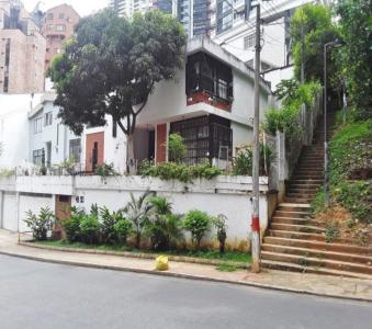 Casa Local En Venta En Bucaramanga En Altos De Cabecera V119801, 214 mt2, 4 habitaciones