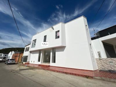 Casa Local En Venta En Cucuta En Los Patios V50488, 250 mt2, 2 habitaciones