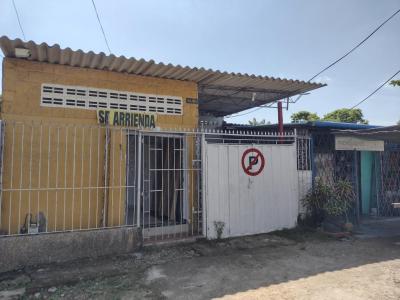 Casa Local En Venta En Galapa V43852, 351 mt2, 12 habitaciones