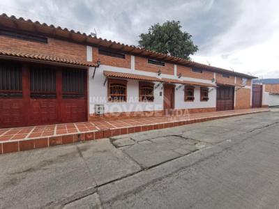 Casa Local En Venta En Villa Del Rosario En Villa Antigua V41086, 500 mt2, 3 habitaciones