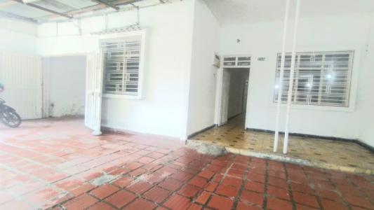 Casa Lote En Venta En Cali V88227, 300 mt2, 4 habitaciones