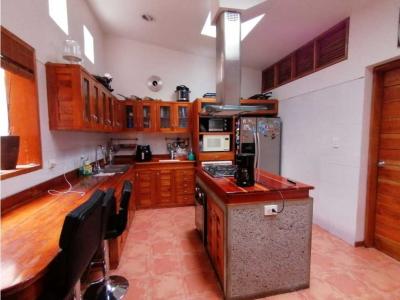 Casa en venta la francia , 300 mt2, 3 habitaciones