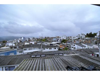 Venta Casa Renta Chipre, Manizales , 250 mt2, 7 habitaciones