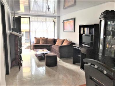 Venta de casa con renta en Villamaría , 210 mt2, 3 habitaciones