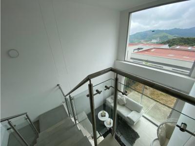 Casa en venta en Cerro de Oro Manizales, 187 mt2, 3 habitaciones