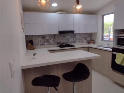 VENTA CASA EN LA FLORIDA, MANIZALES, 240 mt2, 3 habitaciones