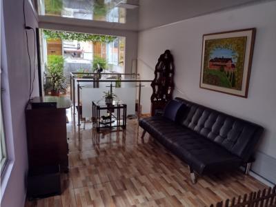 VENTA CASA EN LA ENEA, MANIZALES, 250 mt2, 3 habitaciones