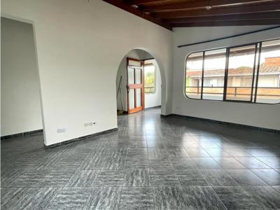 Venta de Casa en Medellín Guayabal 120 M2, 120 mt2, 3 habitaciones