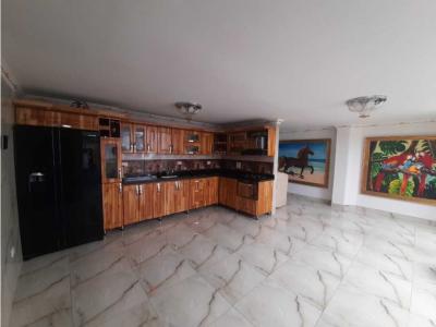 Venta Casa PH Medellín La América, 220 mt2, 3 habitaciones