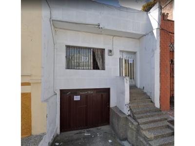 SE VENDE CASA LOTE EN MEDELLÍN, SECTOR BUENOS AIRES PARTE BAJA., 224 mt2, 3 habitaciones