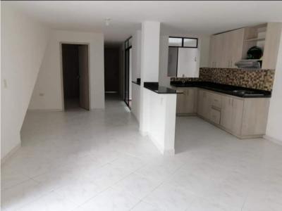 VENDO AMPLIA CASA EN BUENOS AIRES , 103 mt2, 3 habitaciones