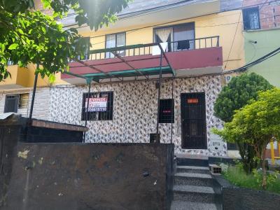 Casa En Venta En Medellin En Aranjuez V51110, 45 mt2, 3 habitaciones