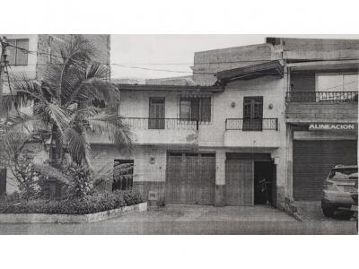 Casa en Venta Manrique, Medellín, 403 mt2, 4 habitaciones