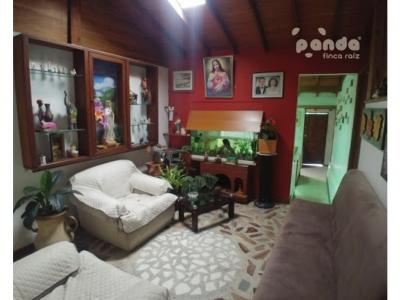 Casa en Venta en Medellín - Poblado , 900 mt2, 3 habitaciones