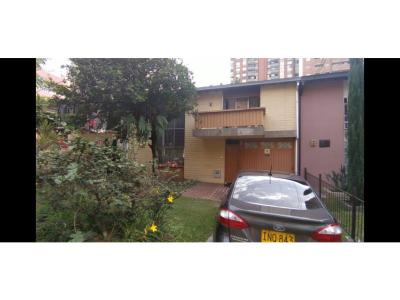 Vendo casa lote en Medellin  belen, 150 mt2, 5 habitaciones