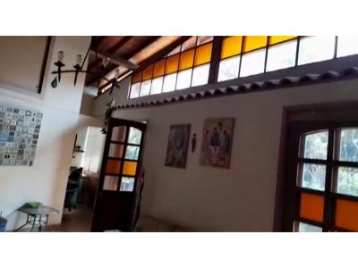 Casa en Venta en Boston Frente al CAI, Medellin, 3 habitaciones