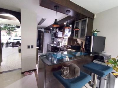 VENTA DE CASA EN UNIDAD DE LA MOTA. , 160 mt2, 3 habitaciones