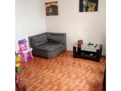 VENDO CASA 1ER PISO CON 2 LOCALES, UBICADA EN ARANJUEZ- MEDELLÍN , 76 mt2, 3 habitaciones