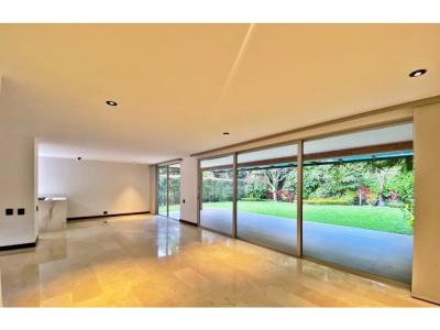 Beautiful and modern house in Envigado, 335 mt2, 3 habitaciones