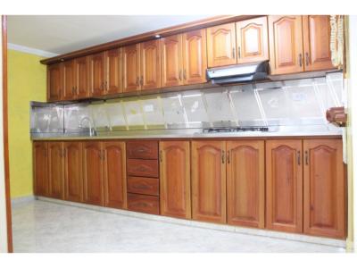 Vendo Casa en la Estrella, 76 mt2, 3 habitaciones