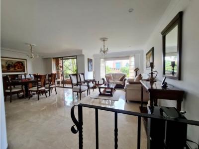 EXCELENTE CASA EN VENTA EN EL POBLADO LA CALERA, 325 mt2, 3 habitaciones