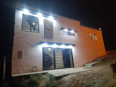 Casa En Venta En Melgar V151067, 100 mt2, 3 habitaciones