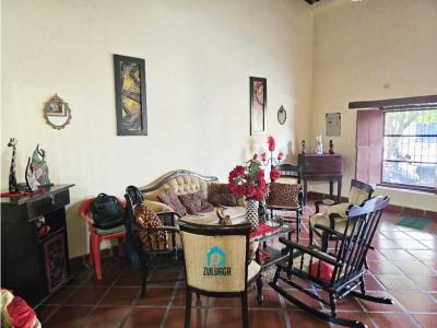 En Venta Casa en Mompox, excelente ubicación, Barrio Arriba, 210 mt2, 2 habitaciones
