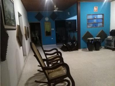 vende casa cerca de suricentro , 113 mt2, 3 habitaciones