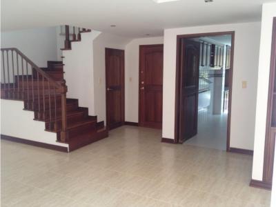 Casa sector Pinares en Pereira- Luxury Homes , 3 habitaciones