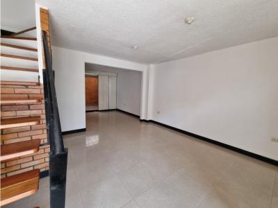 VENTA DE CASA SECTOR BELMONTE, 120 mt2, 3 habitaciones