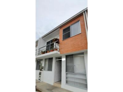 Vendo hermosa casa en conjunto en cerritos Pereira, 65 mt2, 3 habitaciones