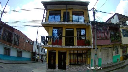 Casa En Venta En Pereira V42252, 170 mt2, 6 habitaciones