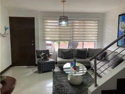 Venta Lujosa casa Canaán Pereira, 145 mt2, 3 habitaciones