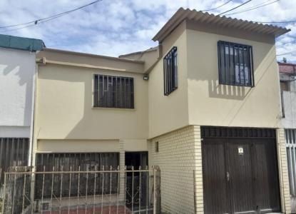 Casa En Venta En Pereira V93555, 117 mt2, 5 habitaciones