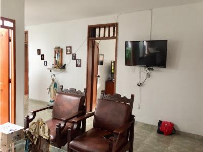 Se vende casa, Pereira, Centro, 250 mt2, 4 habitaciones
