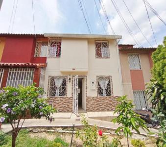 Casa En Venta En Piedecuesta En Villas De Navarra V119560, 67 mt2, 4 habitaciones