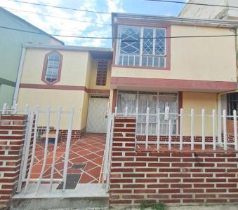 Casa En Venta En Piedecuesta En Paysandu ¡ V156221, 75 mt2, 3 habitaciones