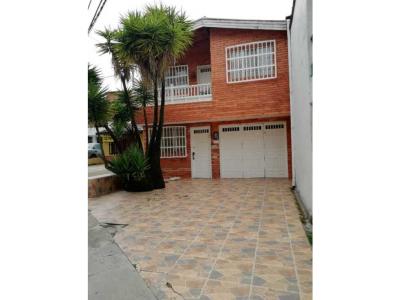 Casa en venta Barrio el porvenir Rionegro LC, 200 mt2, 6 habitaciones