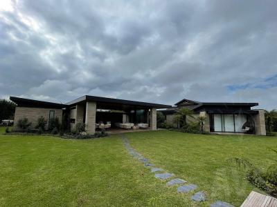 Hermosa Casa campestre para venta en exclusivo sector de Llanogrande  4541, 577 mt2, 4 habitaciones