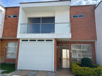 VENTA DE CASA EN SAN ANTONIO, 131 mt2, 3 habitaciones