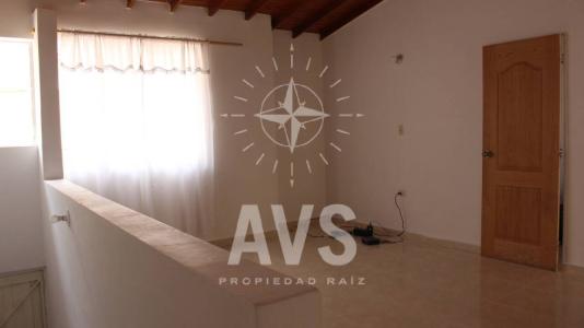 Casa para venta en Rionegro  3874, 100 mt2, 3 habitaciones