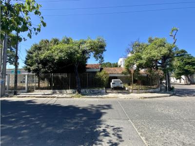 Venta Casa Lote Cundi a una cuadra de avenida libertador Santa Marta, 371 mt2, 3 habitaciones