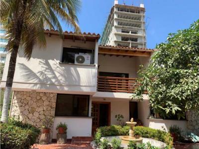 Casa en venta Bello Horizonte 002, 360 mt2, 4 habitaciones