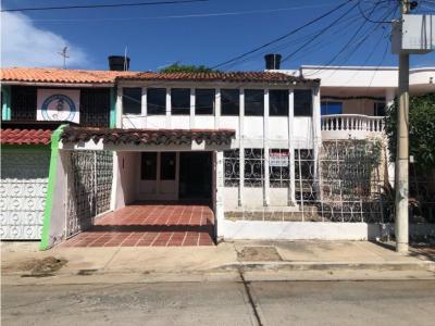 Casa Amplia en el Barrio El Jardín de Santa Marta, 242 mt2, 4 habitaciones