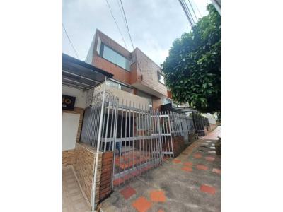 Alquilo, Casa  para entidad  Barrio Barzal, Vilavicencio, 240 mt2, 5 habitaciones