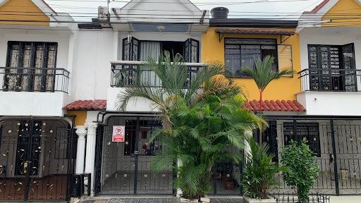 Venta De Casas En Villavicencio, 111 mt2, 3 habitaciones