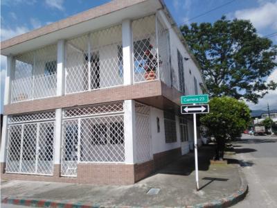 Venta - Casa/Hostal - Villavicencio, Meta, 237 mt2, 7 habitaciones