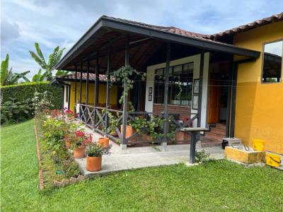 Venta Chalet Sur Armenia Quindio COD: 4847615, 300 mt2, 3 habitaciones