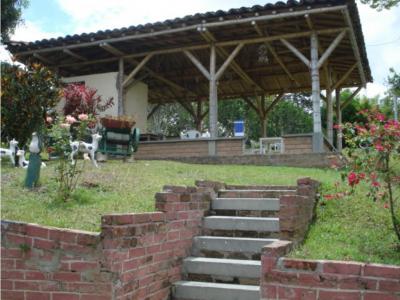 Venta Chalet Quimbaya Quindio COD: 171616, 9 habitaciones